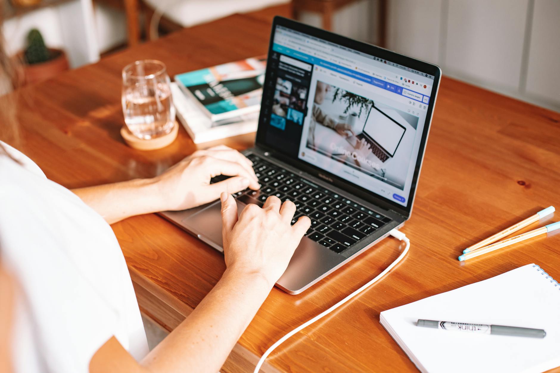 Télétravail : accord collectif, charte et bonnes pratiques 2026