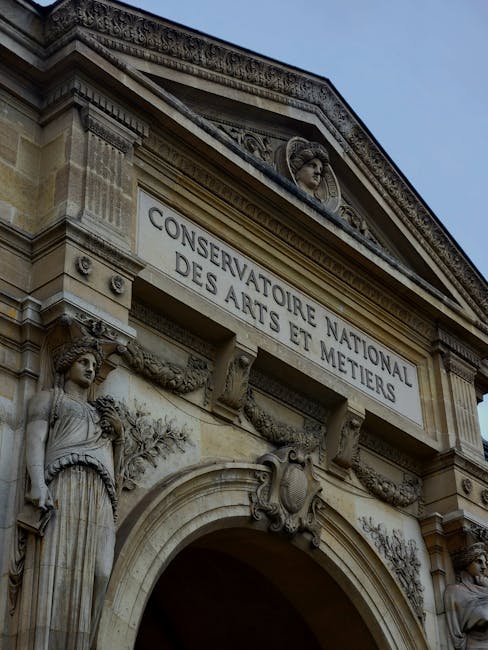 Procédure de mise à pied conservatoire : étapes et obligations légales pour l&#8217;employeur